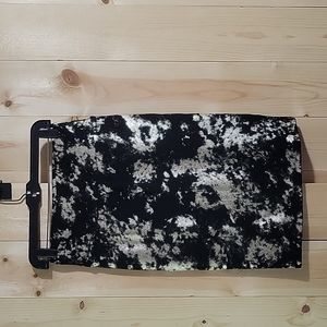 Lularoe pencil skirt black and gold foil S